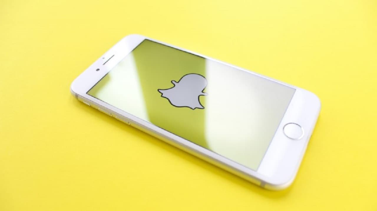 La red social Snap despide al 20 % de su plantilla y se dispara en bolsa