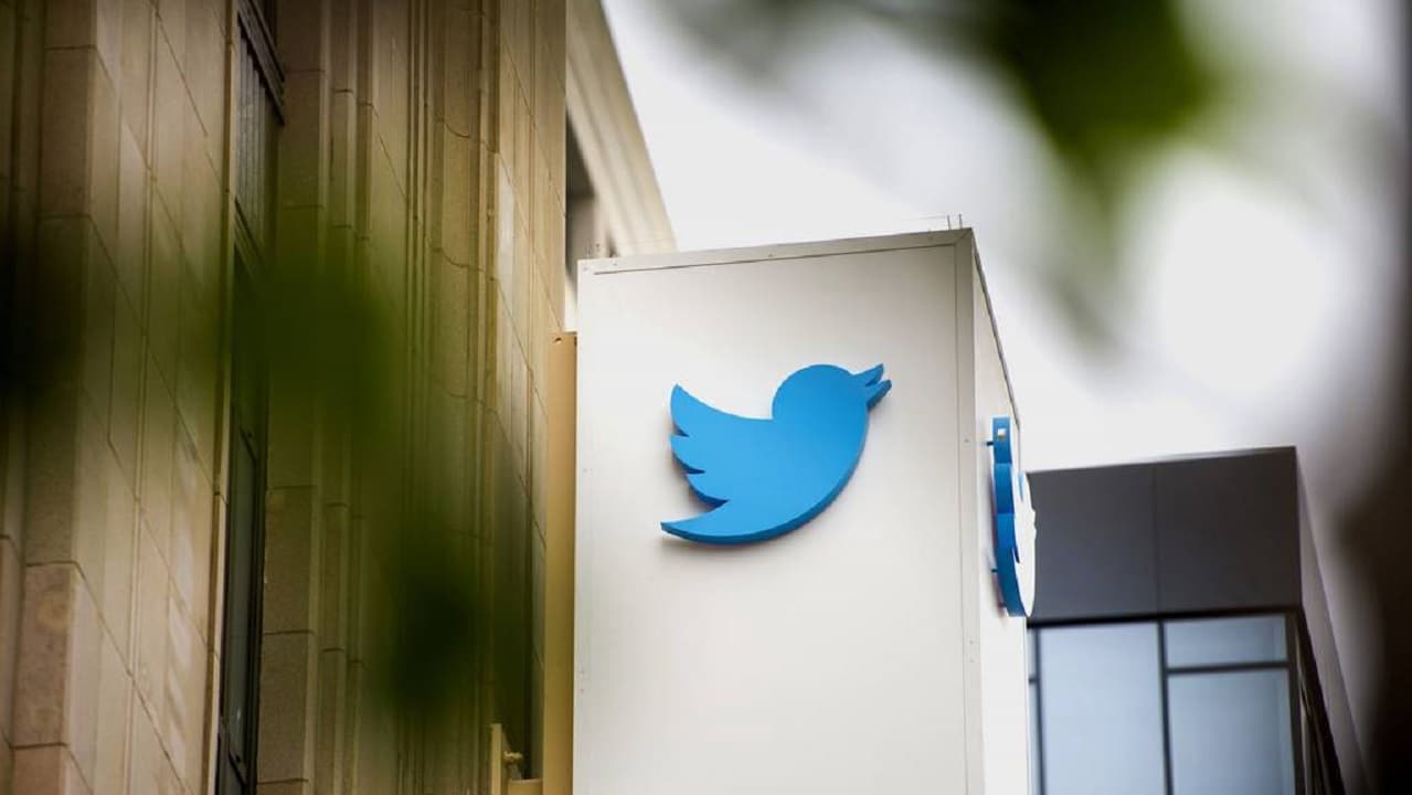 Jueza ordena a Twitter entregar a Elon Musk documentos de un exdirectivo