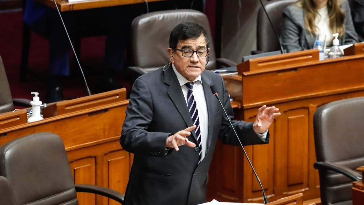 José Williams Zapata es elegido nuevo presidente del Congreso