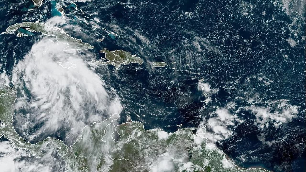 Millones de personas son instadas a evacuar ante llegada del huracán Ian a Florida