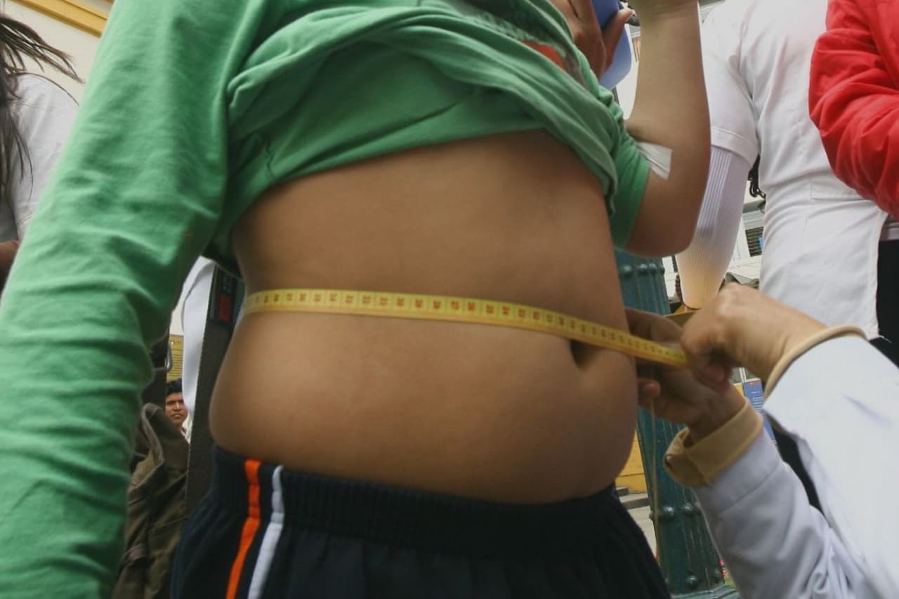 Minsa: el sobrepeso afecta a un 40 % de los adultos en Perú