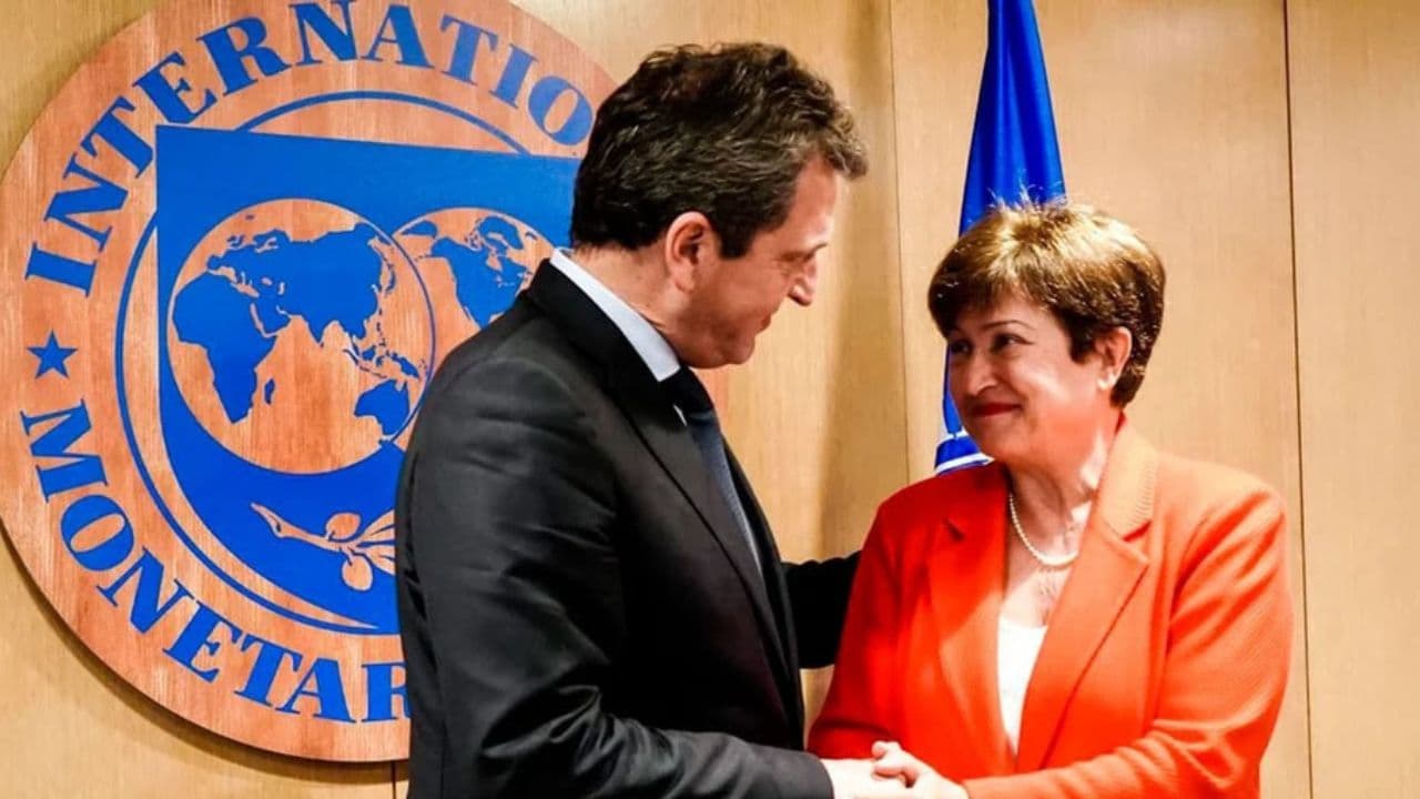 FMI celebra el avance de Argentina y prevé cerrar pronto la revisión trimestral de deuda