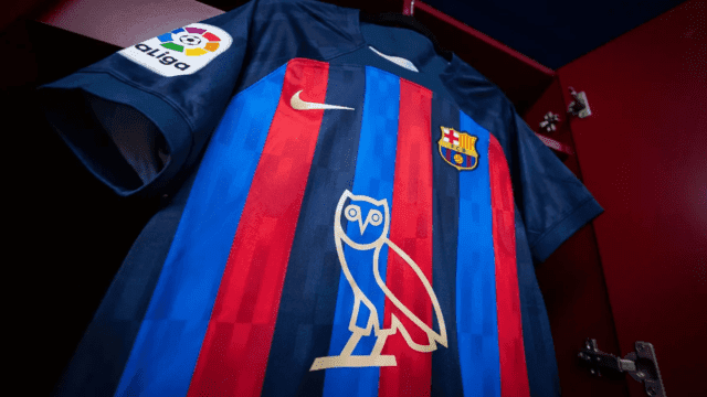 Barcelona lucirá emblema del cantante Drake en el clásico como parte de su acuerdo con Spotify