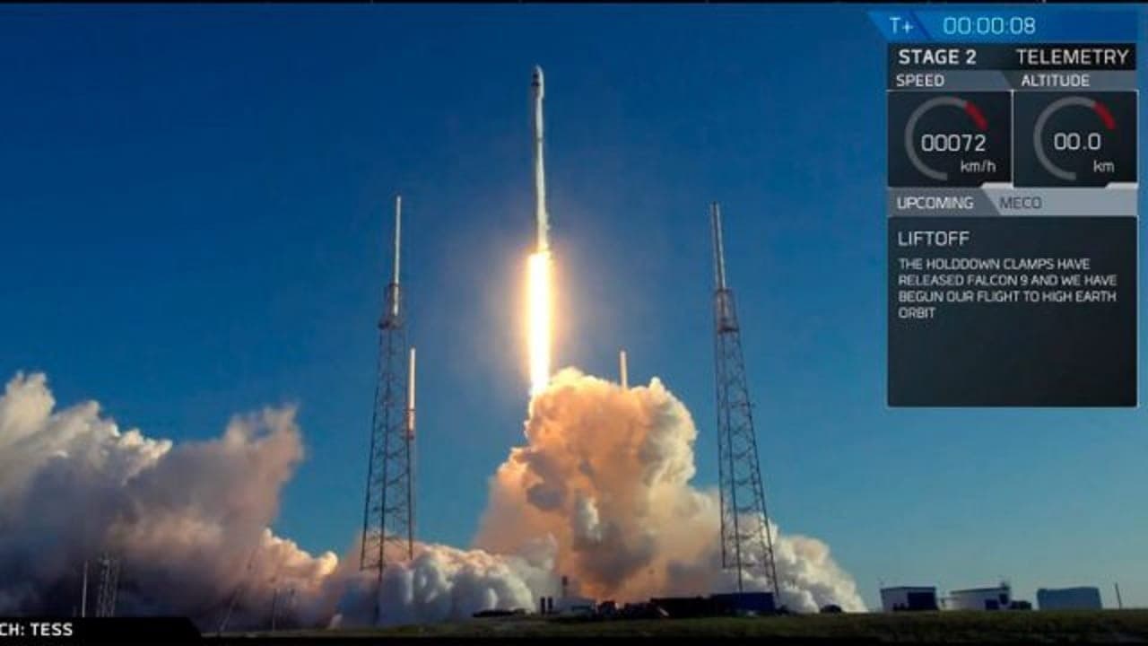 SpaceX enviará 2 satélites clasificados con su cohete Falcon Heavy