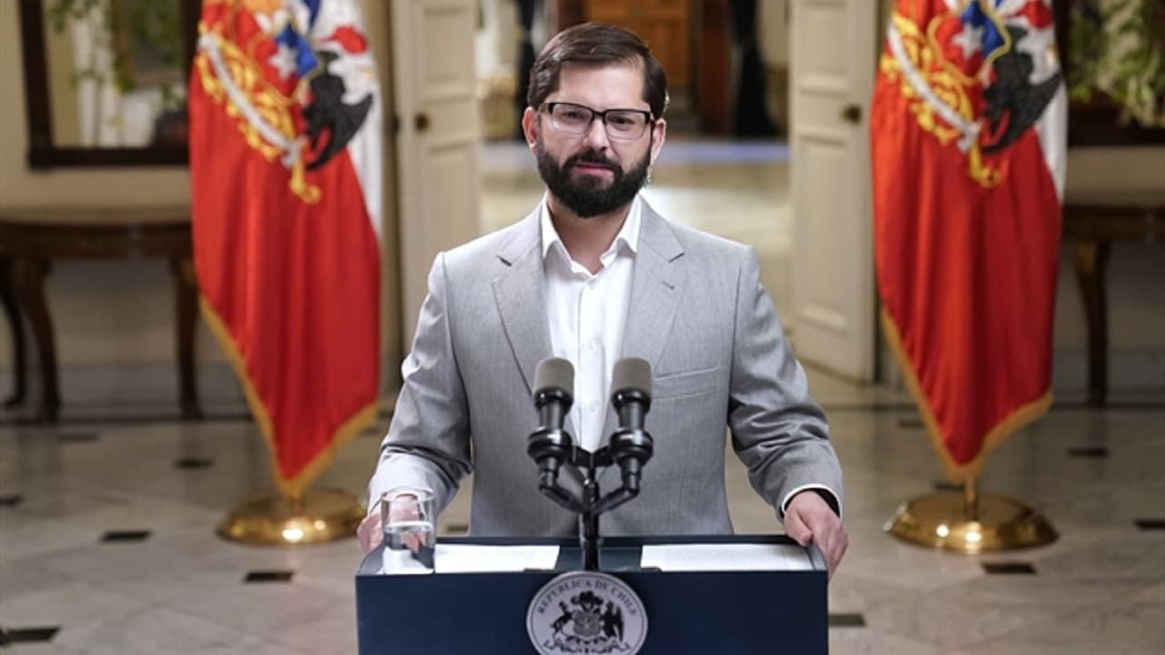 Gobierno de Chile ingresará proyecto de reforma de pensiones: propone crear sistema mixto y pondrá fin a las AFP