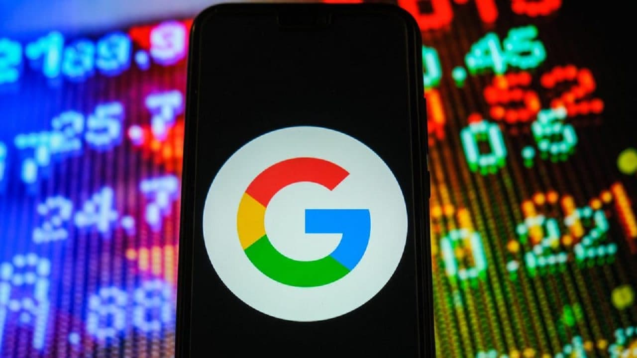 Despidos masivos en Google y otras empresas tecnológicas impulsaron el repunte de sus acciones