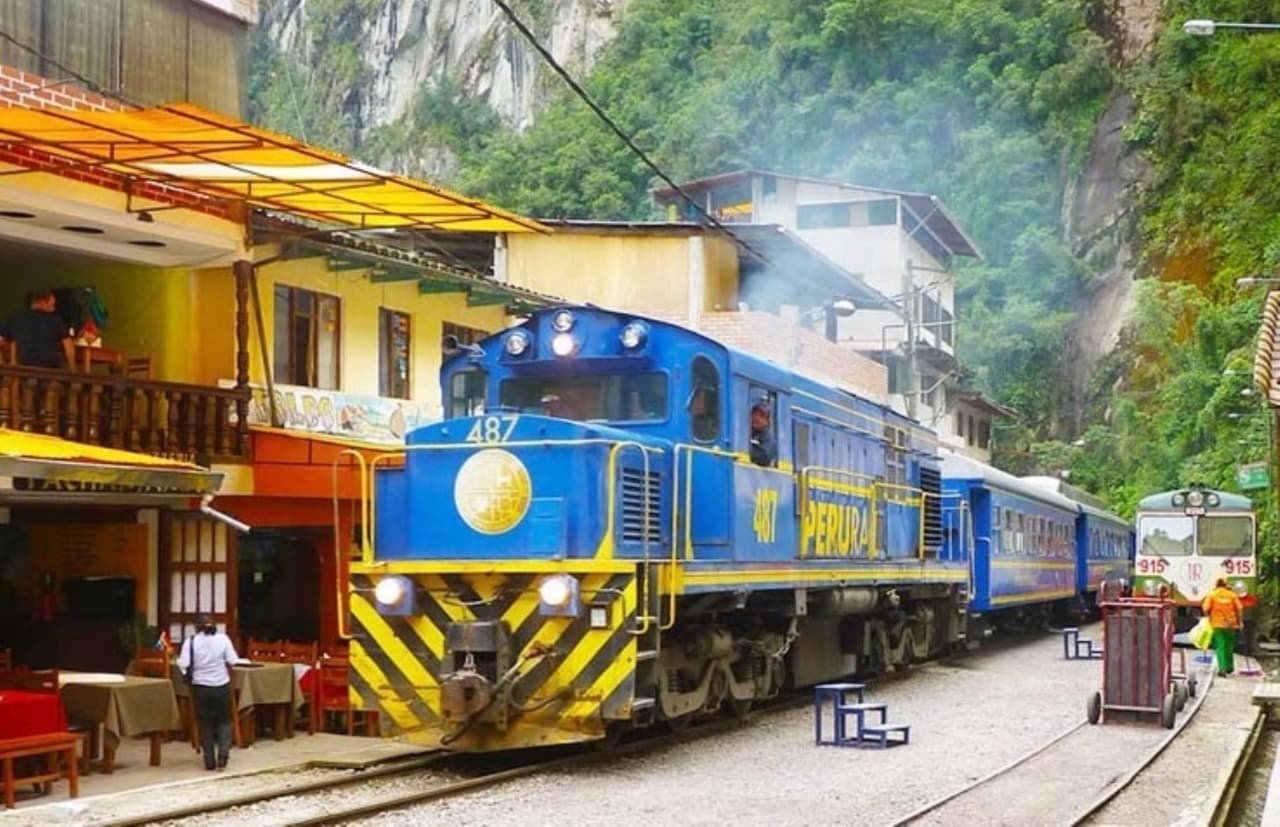 Protestas en Perú: suspendieron temporalmente los viajes en tren a Machu Picchu