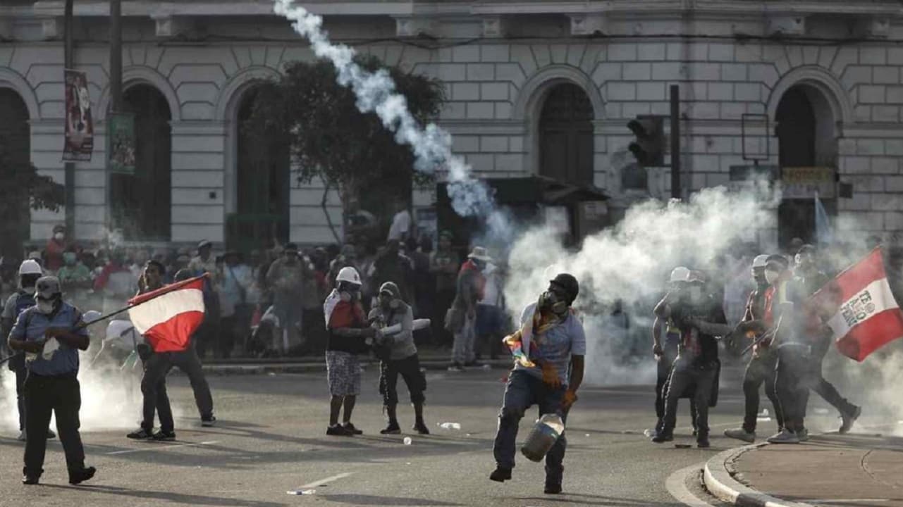 Gobierno de Perú trabaja en plan para recuperar imagen del país tras crisis