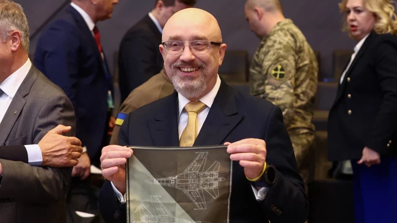Exclusivo: ministro de Defensa de Ucrania dice que el país va camino de ganar la guerra contra Rusia