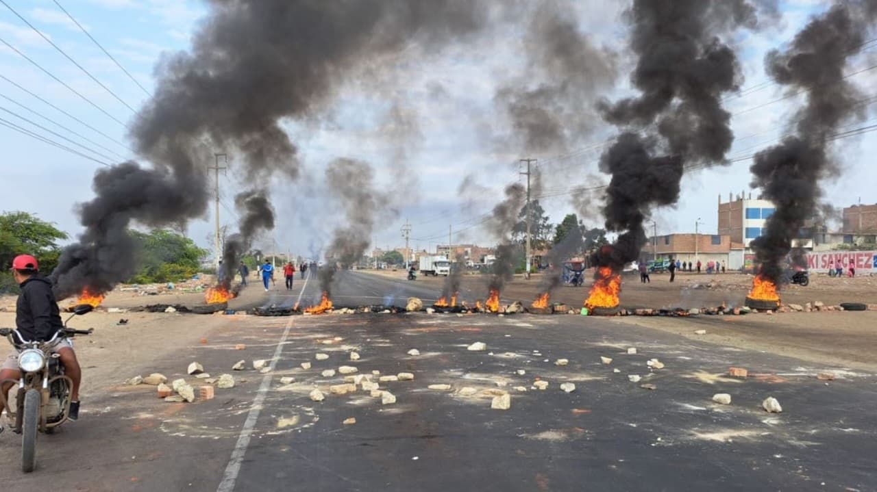 Las protestas en Perú se concentran en las carreteras de una sola región