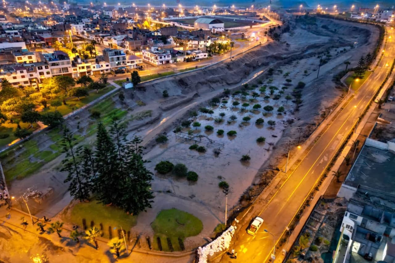 Ciclón Yaku: lluvias disminuyen en Lima pero sigue la alerta ante aludes e inundaciones
