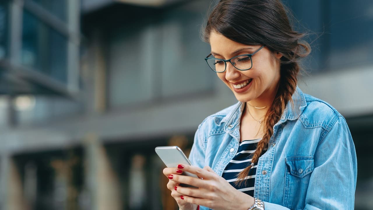 Peruanos prefieren enviar dinero (remesas) a través de aplicaciones digitales