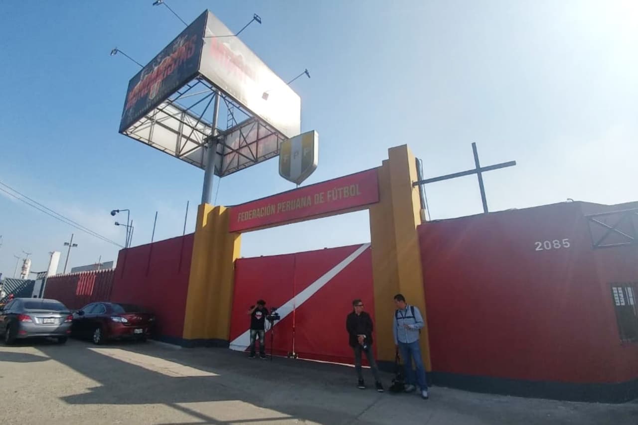 Fiscalía allana sede de la Federación Peruana de Fútbol en investigación por corrupción