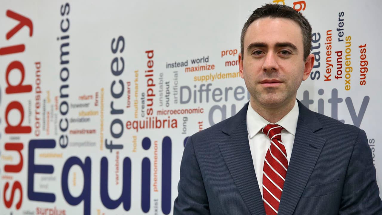 Jaime Reusche Vicepresidente del grupo de riesgo soberano de Moody’s