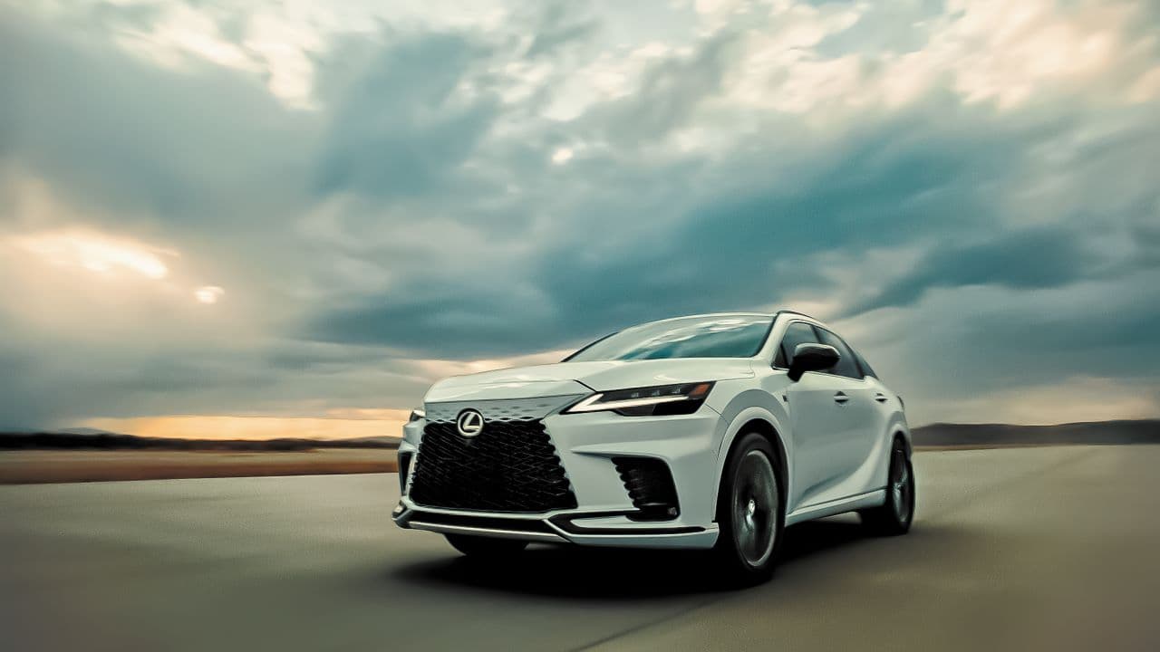 Lexus RX: una nueva experiencia electrificada que combina lujo y confort llega a Perú