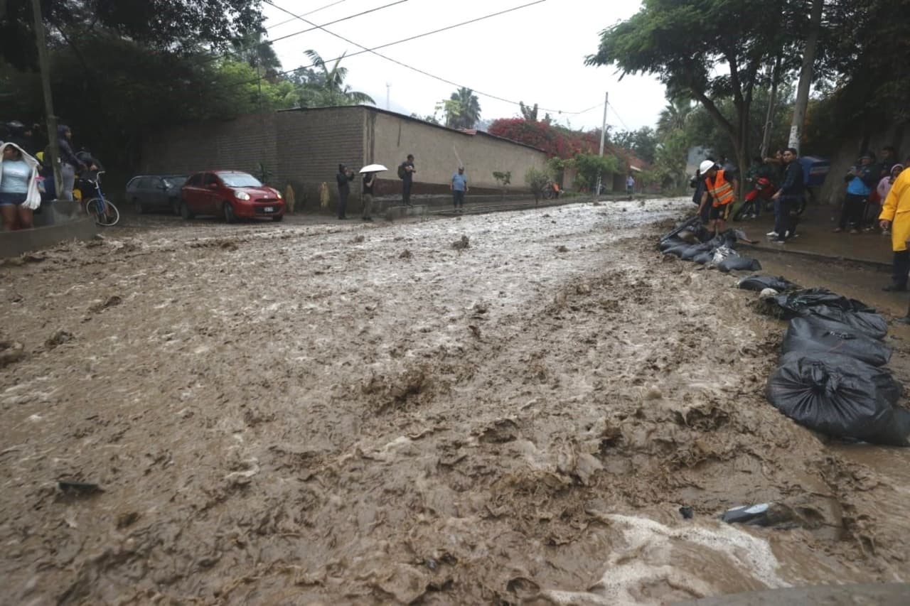 Gobierno amplió el estado de emergencia en Lima