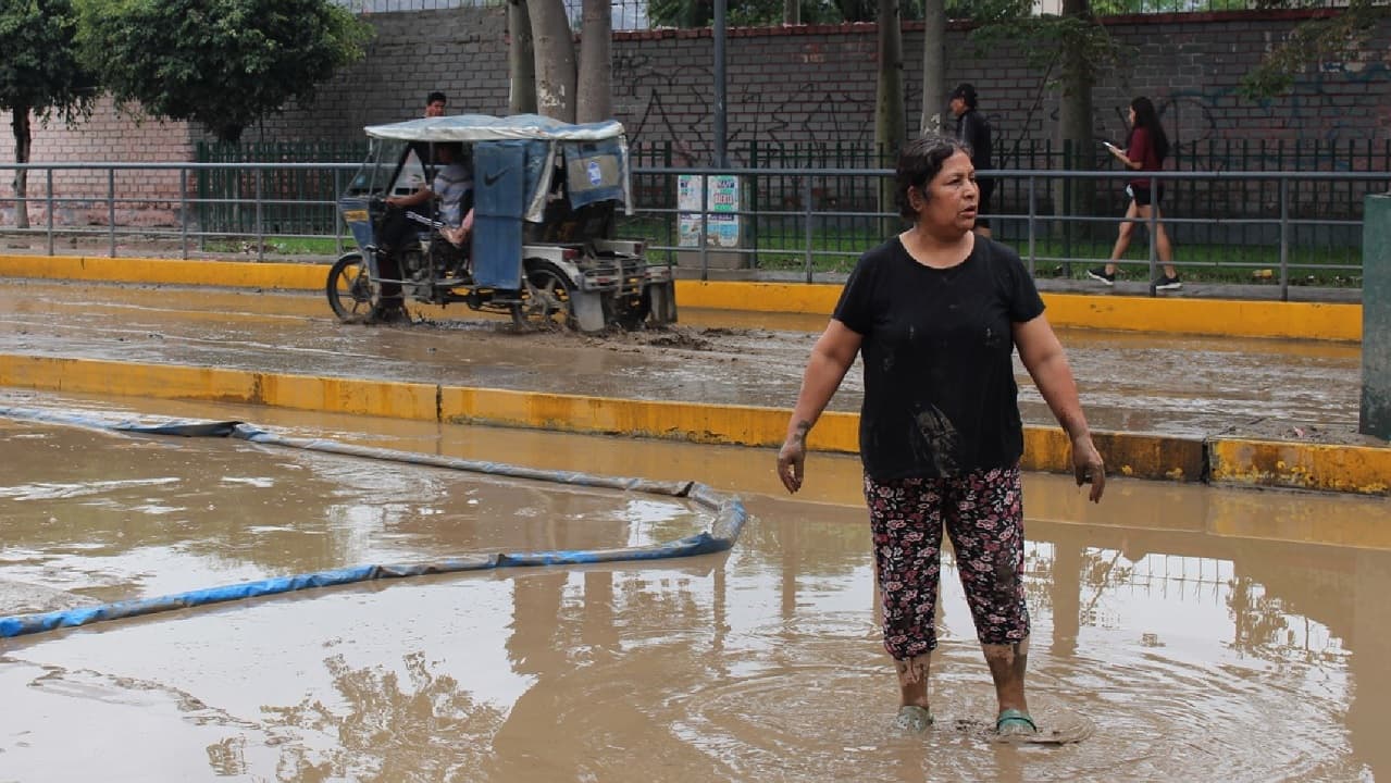 Soledad ante el desastre, el drama de los afectados por las lluvias en Lima