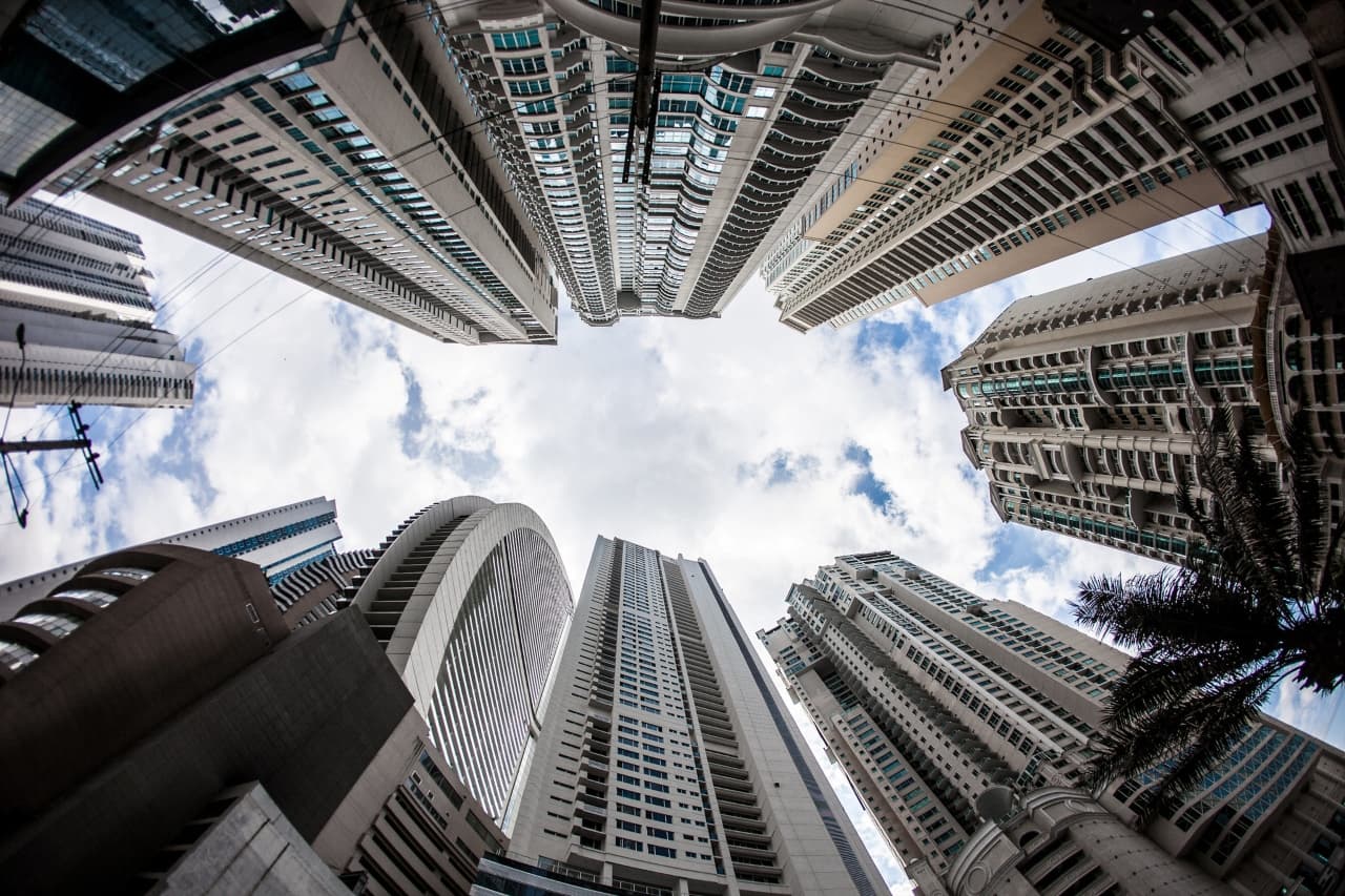 El Banco Mundial aumentó ligeramente el crecimiento mundial al 2 % por mejores perspectivas de China