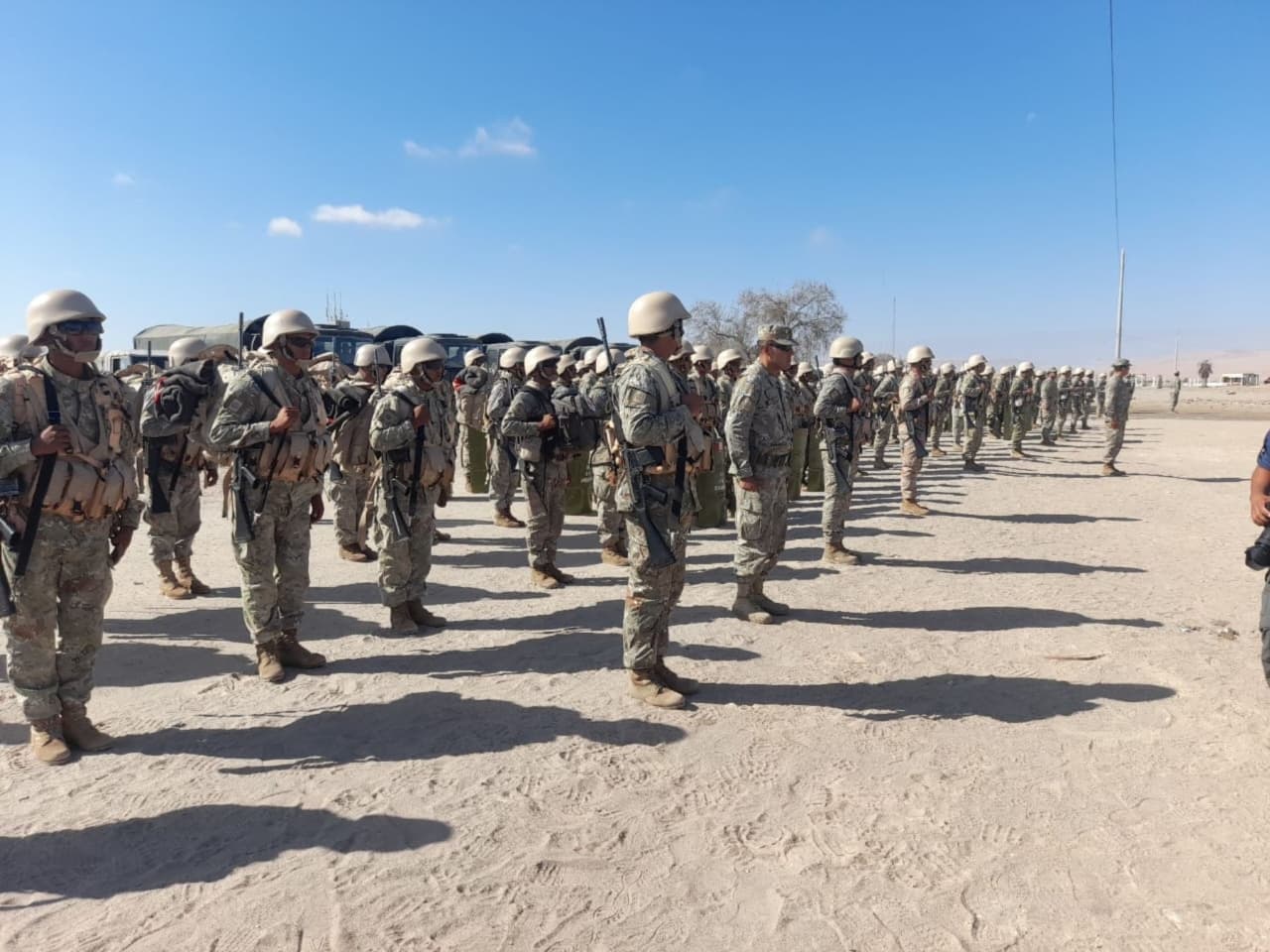 Gobierno niega que vaya a "militarizar" la frontera con Chile