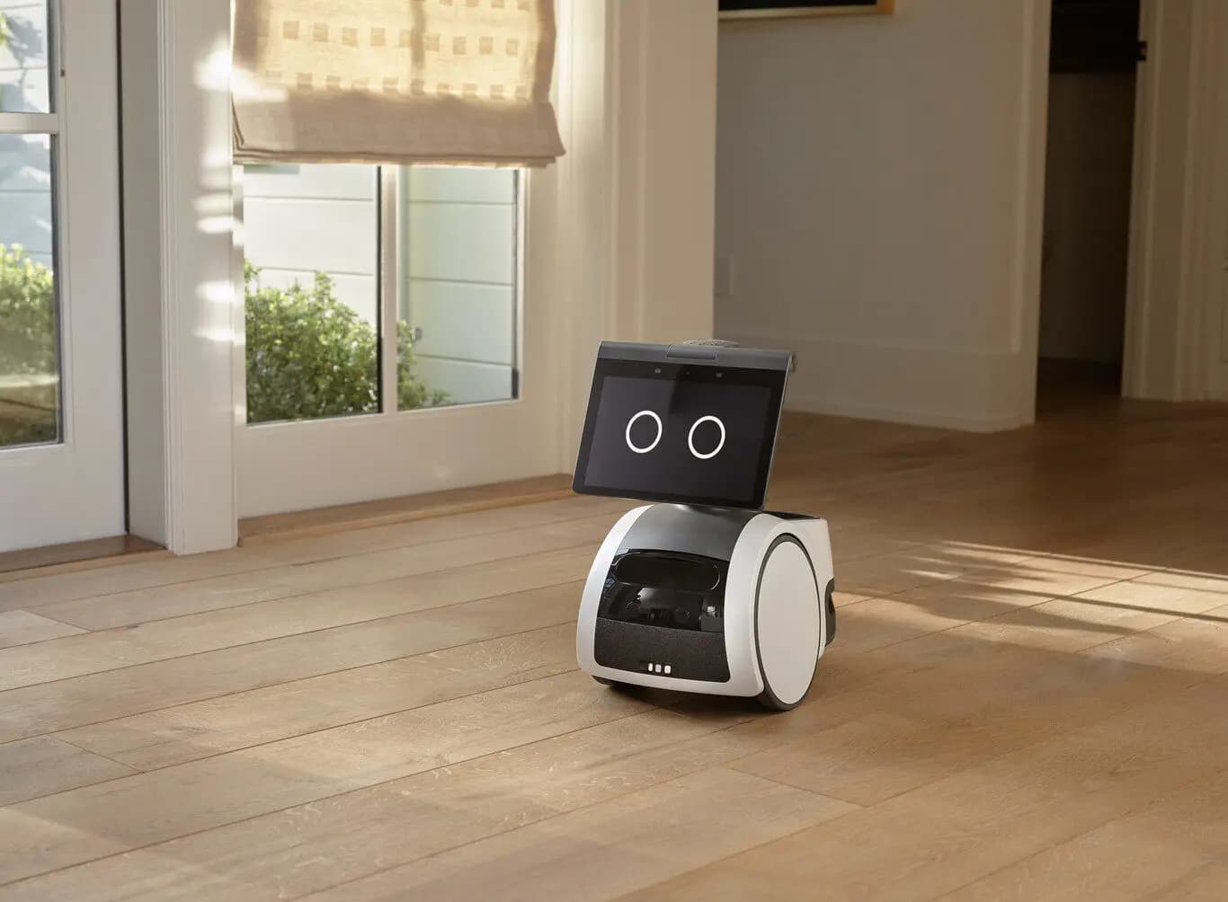 Amazon empieza a vender Astro, un robot para monitorear casas