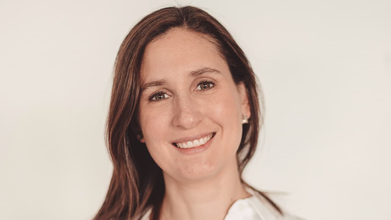 MICHELLE SALCEDO Vicepresidenta de Gestión Humana, Comunicaciones y Sostenibilidad de SURA Perú