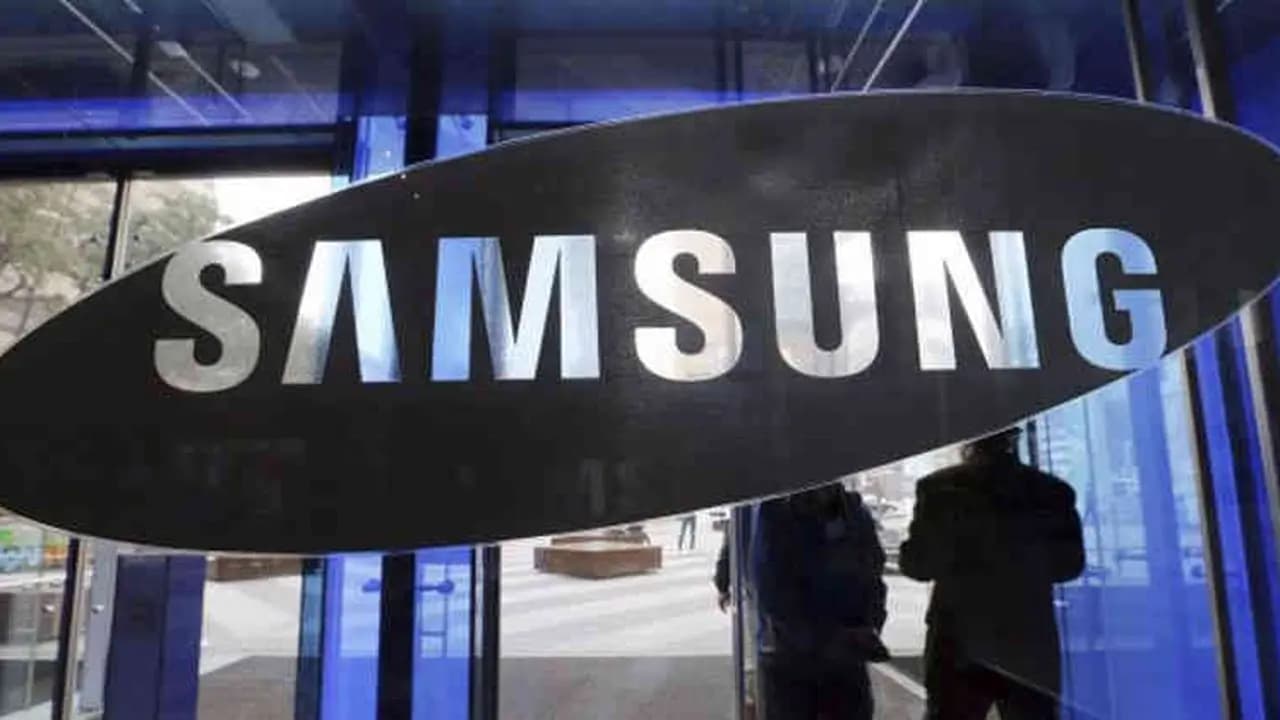 Samsung prohíbe a ChatGPT entre empleados después de una filtración de código sensible