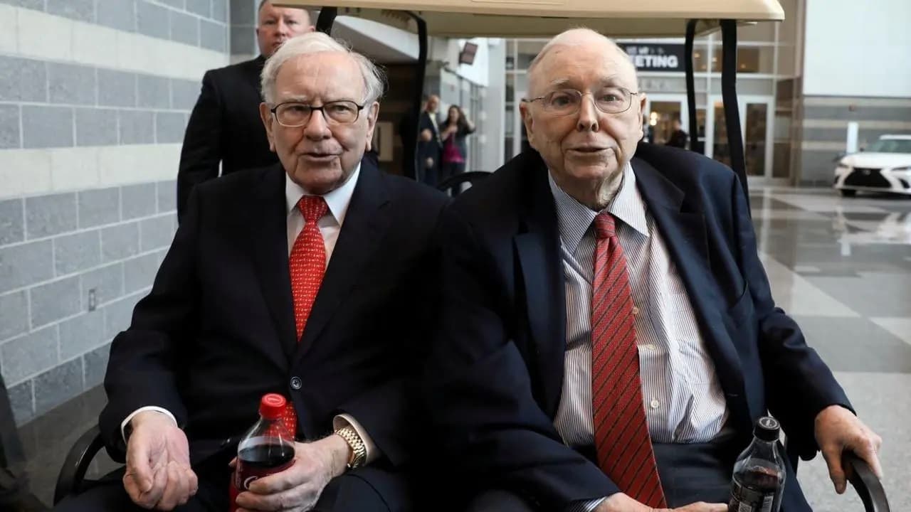 Warren Buffett y Charlie Munger: Estos son los consejos y la visión de los negocios del multimillonario dúo que domina la creación de riqueza