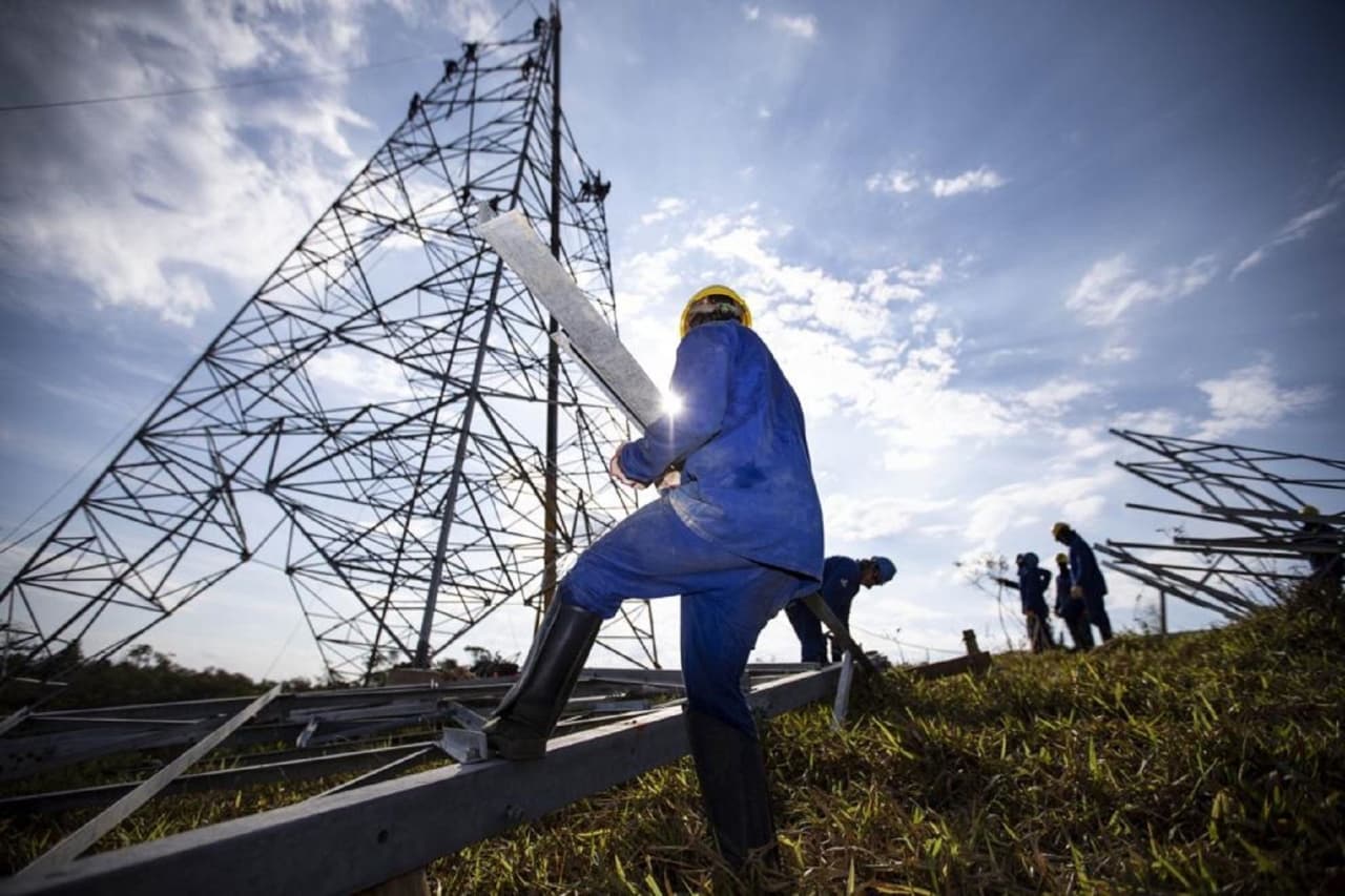 Gobierno adjudicó concesiones de proyectos eléctricos por US$73 millones