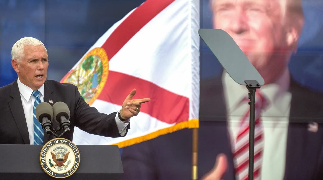 Miami (United States), 15/10/2020.- US Vice President Mike Pence speaks during the Make America Great Again Event at the Cuban Memorial Monument in Miami, Florida, USA, 15 October 2020. (Elecciones, Estados Unidos) EFE/EPA/CRISTOBAL HERRERA-ULASHKEVICH