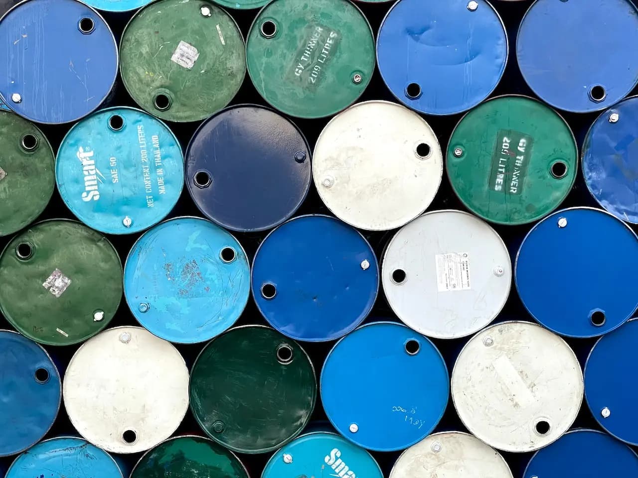 OPEP+ mantendrá recorte a producción diaria de petróleo hasta 2024