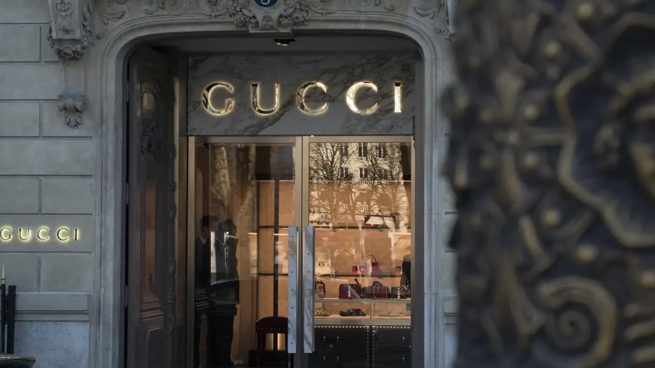 El CEO de Gucci se marcha de una firma a la zaga: así les está yendo a las marcas de moda de lujo