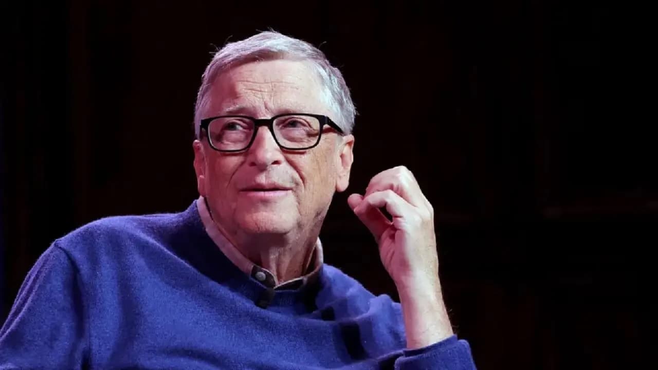 Por qué a Bill Gates no le preocupan los modelos de IA inventando cosas