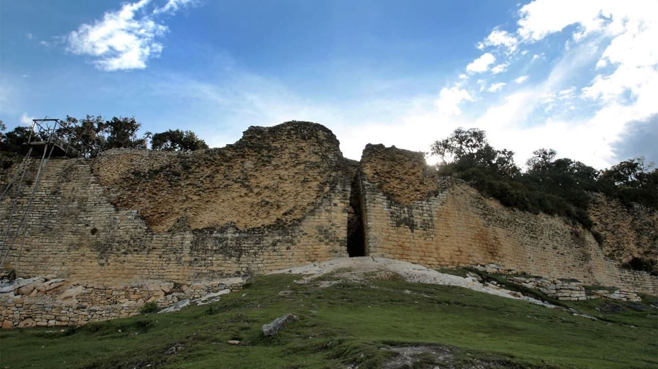 Perú anuncia que la fortaleza prehispánica de Kuélap reabrirá en agosto tras más de un año