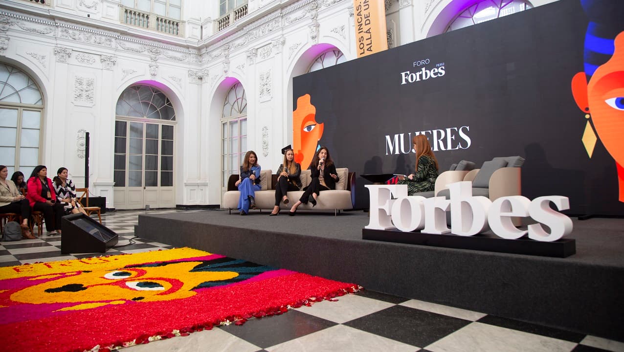 Foro Mujeres poderosas Perú 2023