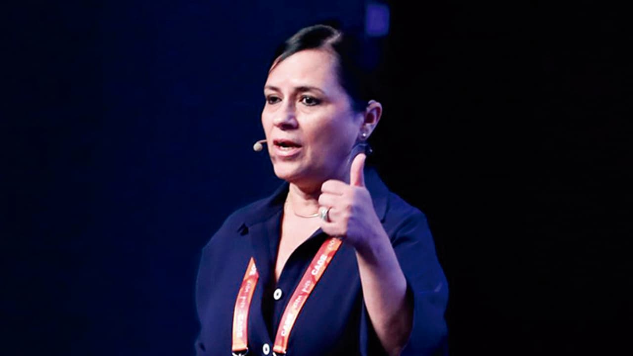 Rosa BUeno, CCL