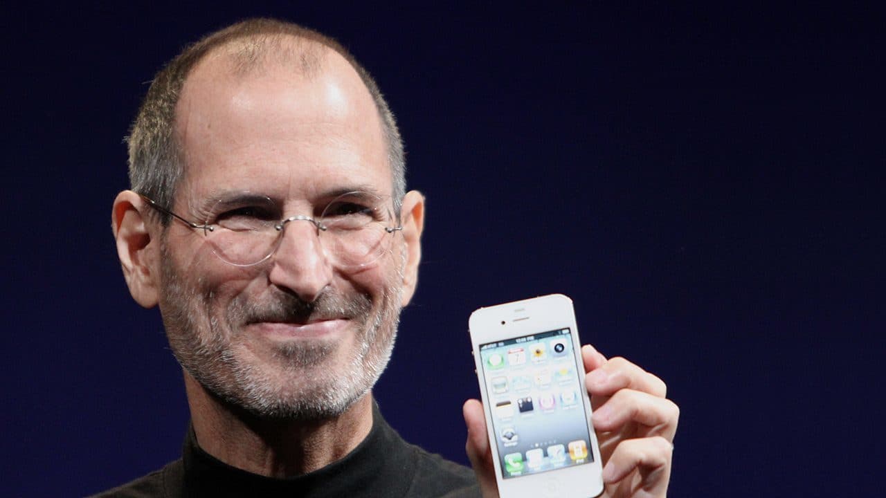 Steve Jobs presentando el iPhone 4. Foto: Reuters