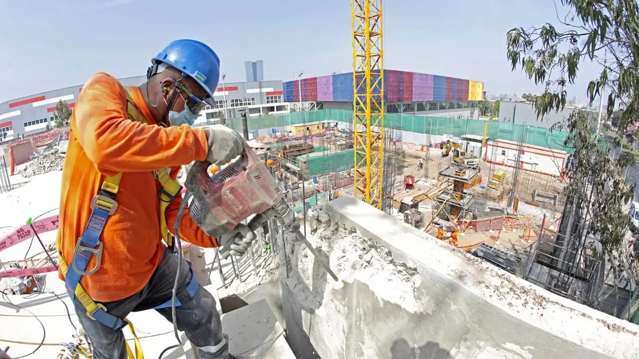 Consumo, inversión y expectativas: tres claves para fortalecer la economía peruana en lo que queda de 2023