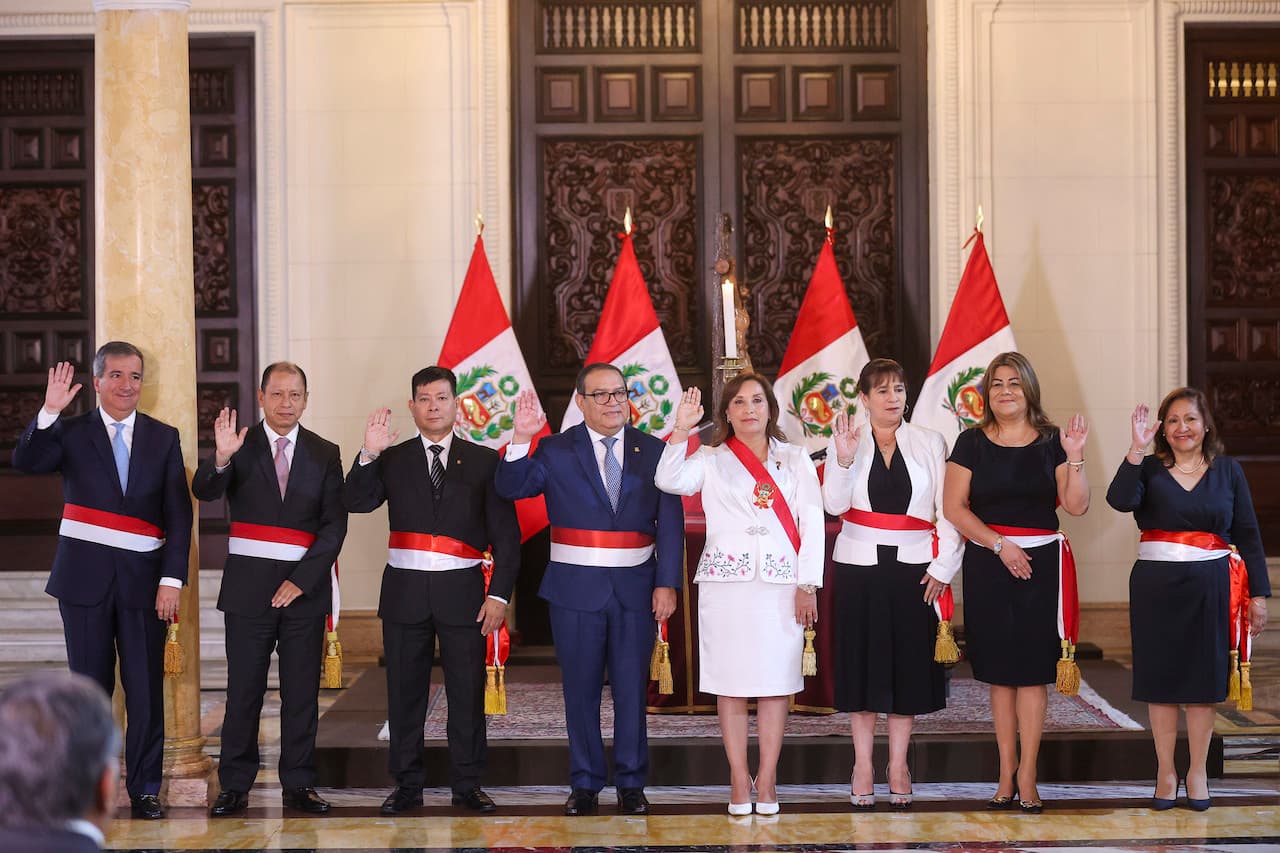 Boluarte tomó juramento a nuevos ministros: hubo cambios en el Minedu, Produce, MTC y MTPE