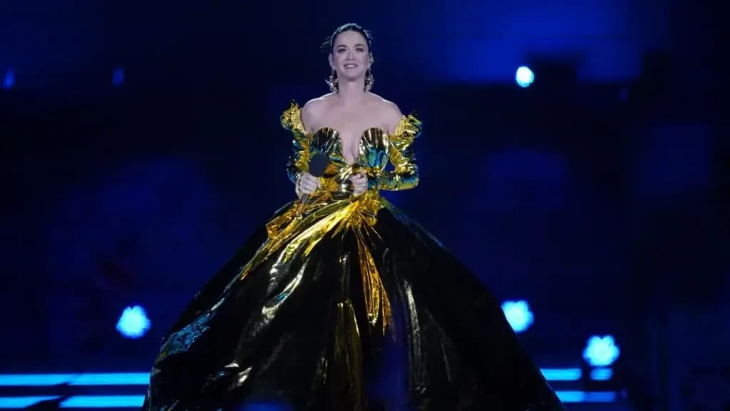 Katy Perry vende parte de su repertorio musical