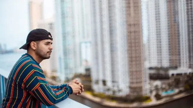 Latinos en EE.UU. son ya la quinta economía mundial, afirma UCLA