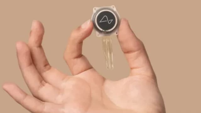 Implante para controlar dispositivos con la mente recibe aval para probarse en humanos