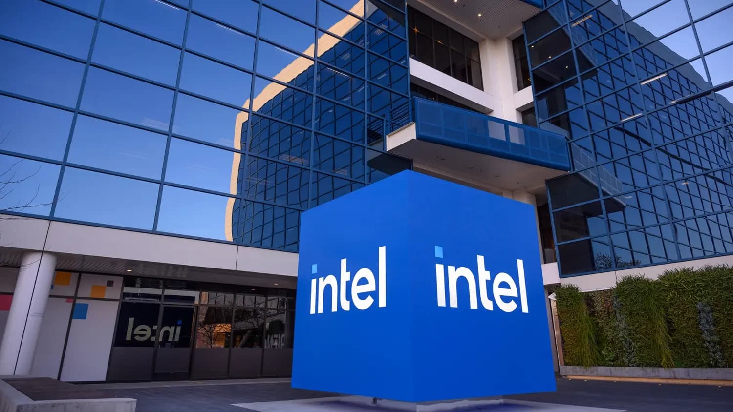 Intel venderá parte del negocio de Nanofabricación IMS a TSMC
