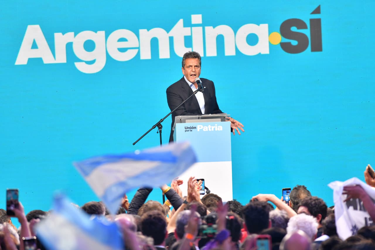 Argentina: Massa gana la primera vuelta de los comicios y disputará el ballotage con Milei