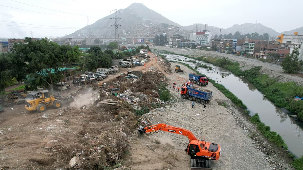 Gobierno de Perú anuncia que se ha completado el 60 % de obras de prevención para El Niño