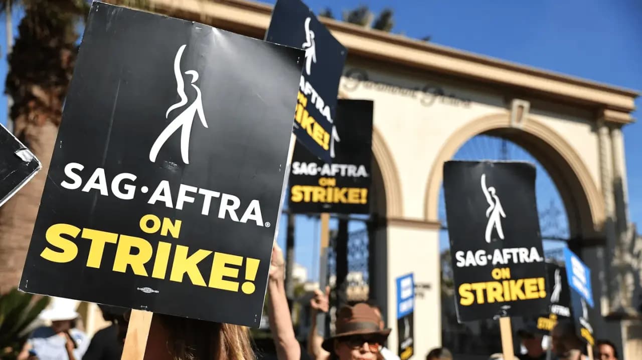Termina huelga en Hollywood: sindicato de actores acepta acuerdo con estudios