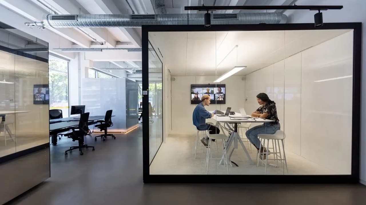 Las empresas con políticas flexibles de trabajo remoto obtienen mejores resultados en cuanto a crecimiento de ingresos, según nuevo informe