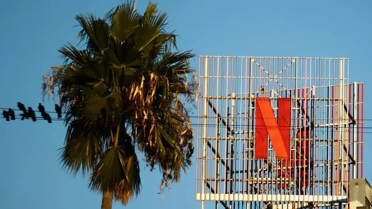 Ganancias de Netflix: las acciones se disparan hacia un máximo de dos años con aumento de suscriptores