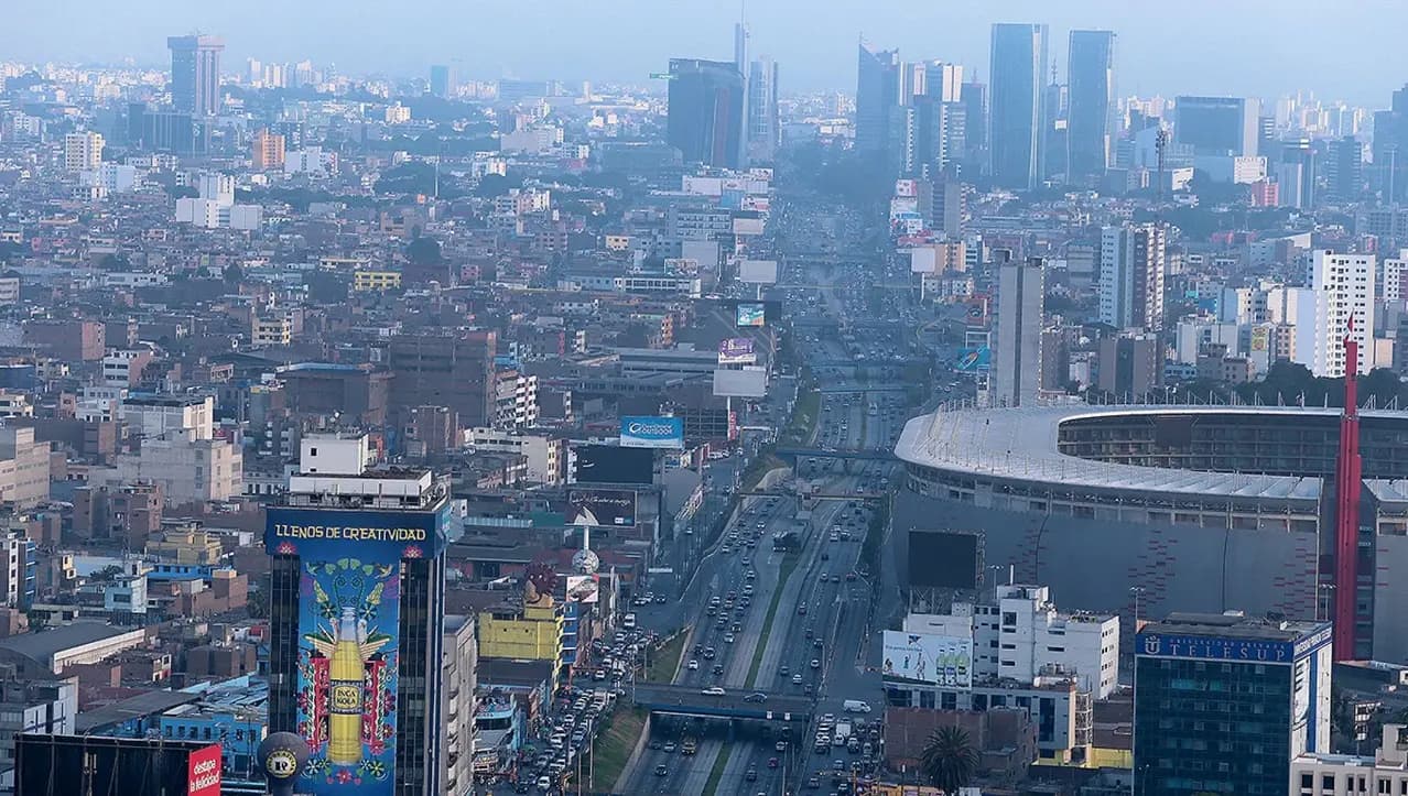 Economía peruana cayó 0,55 % en 2023