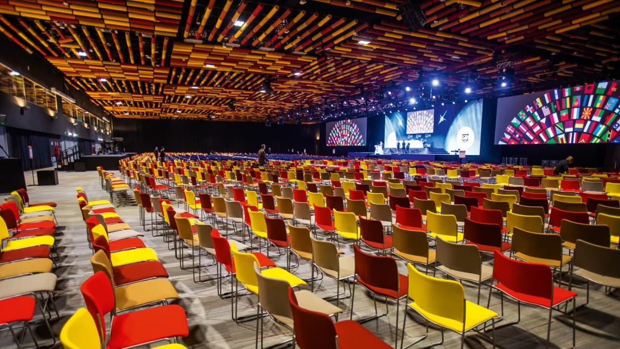 como principal actor a Makro, que fue adquirida en el 2020 por Inretail, cadena que actualmente cuenta con 23 tiendas a nivel nacional