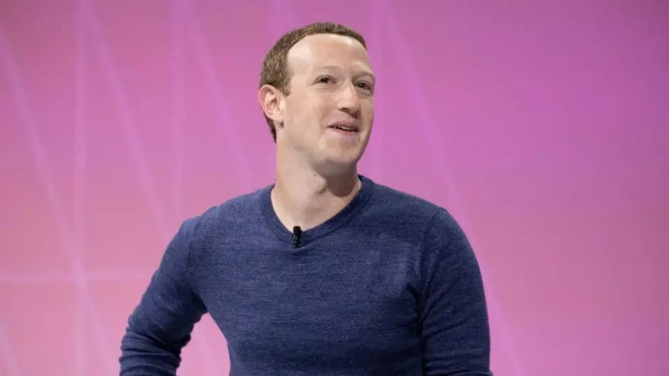 Zuckerberg critica los lentes de realidad virtual de Apple: "Quest es el mejor producto"